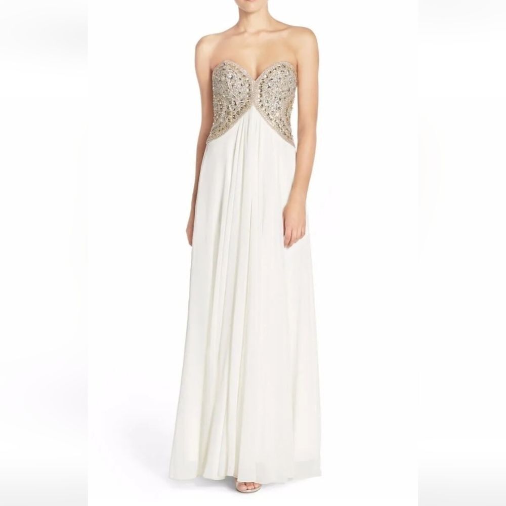Glamourr by Terani Couture strapless dress size 8